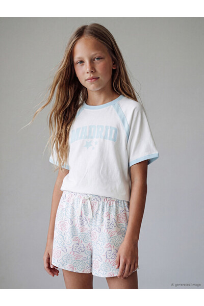LC Waikiki Esvab • Modern & Distinctive Relaxed Fit Printed Girls' T-Shirt