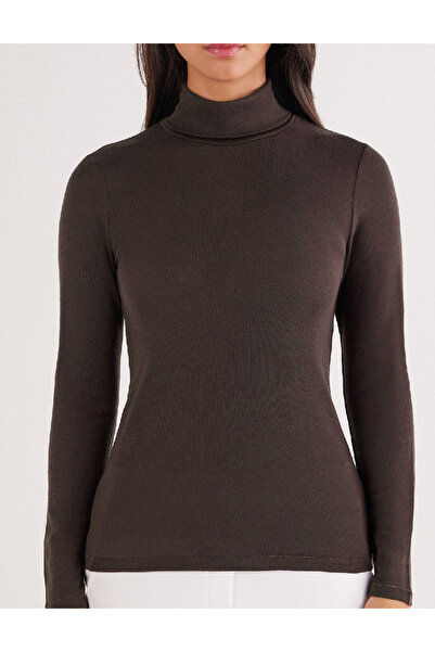 Evendi Bluza, Maro