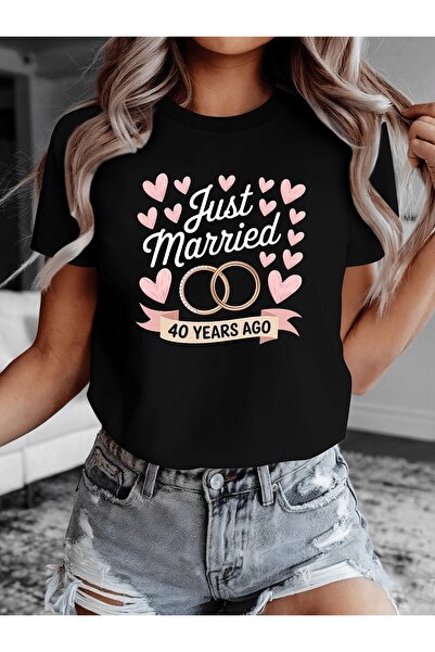 212Wear تي شيرت نسائي أنيق برقبة دائرية للصيف، يتميز بتصميم خاتم زفاف على شكل...