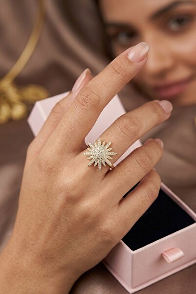 Bijuty North Star Ring - Adjustable - Fits Any Finger - Gold Color (with Surp...