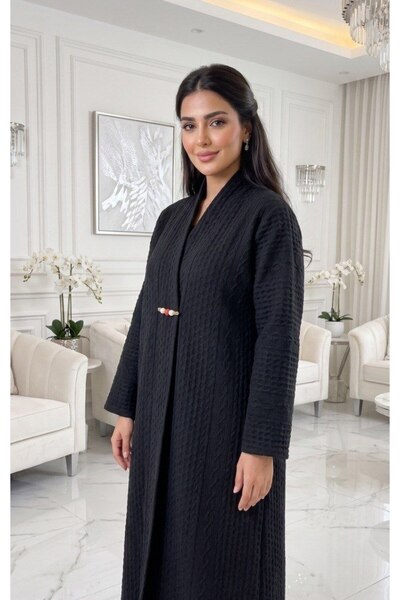 alqarat "Asala" Winter Knit Bisht