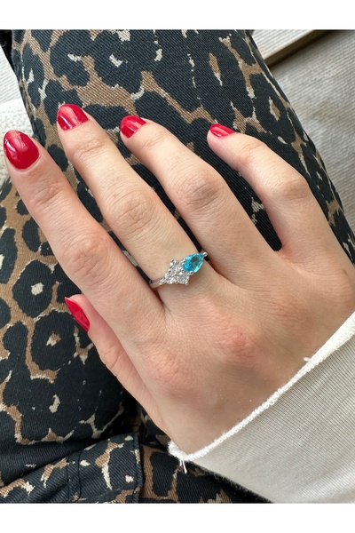 ringbox خاتم زهرة أفقي من الحجر الأزرق باللون الفضي