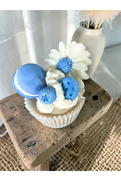 Pravalia Magica Lumânare Artizanală Tip Cupcake cu Macarons, Arome și Culori ...