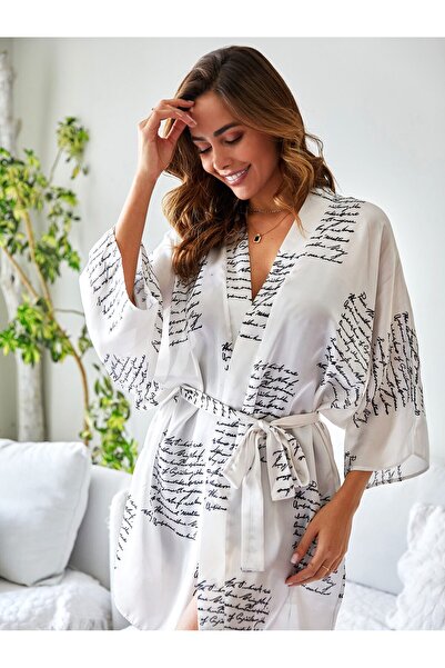 mass fashion Kadın Yazı Desenli Kemerli Kimono