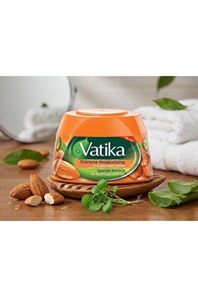 Vatika كريم تصفيف الشعر فائق الترطيب 140 مل - خاص بالشعر الجاف والمجعد والكثي...