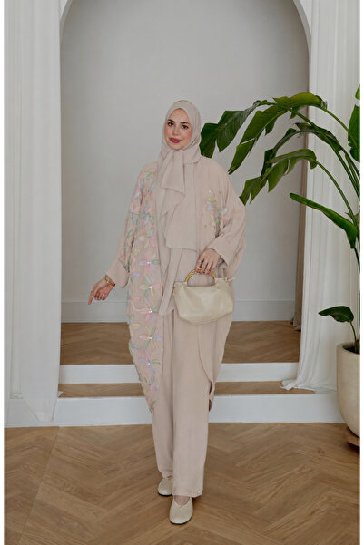 Moda Neval Women's Tulle Floral Embroidered Bat Sleeve Linen Suit