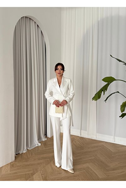 Nadrina Laser Cut Wedding White Nobility Suits