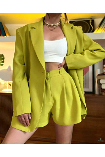 NEW Pantaloni scurți Aria