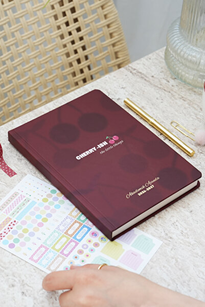 Matt Notebook Agendă Academică A5 2026-2027 15x21 cm - 17 Luni Cireș