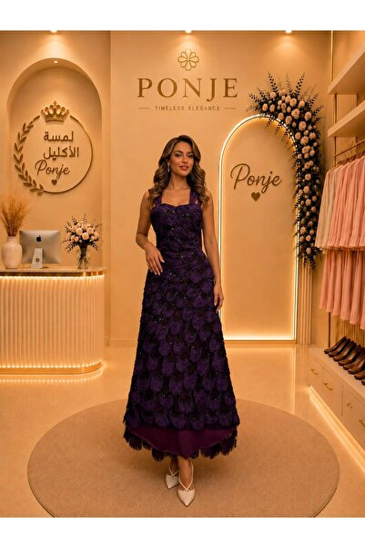 genric A Dress That Embodies Luxury with an Elegant Design