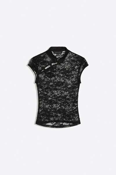 Bershka Süslü düğmeli dantel top