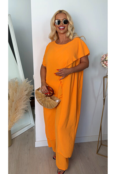 prettybrand Set consisting of an asymmetrical blouse and trousers
