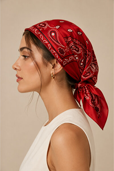 Sehlen Kadın Klasik Paisley Desenli Saten Fular Bandana 56x56 cm - Canlı Kırmızı
