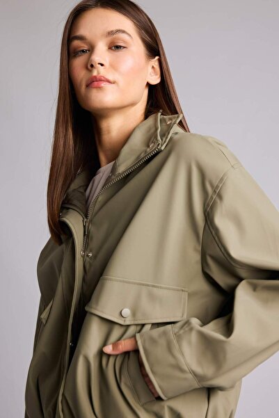 DeFacto Regular Fit Hooded Faux Leather Raincoat H1623Ax26Au