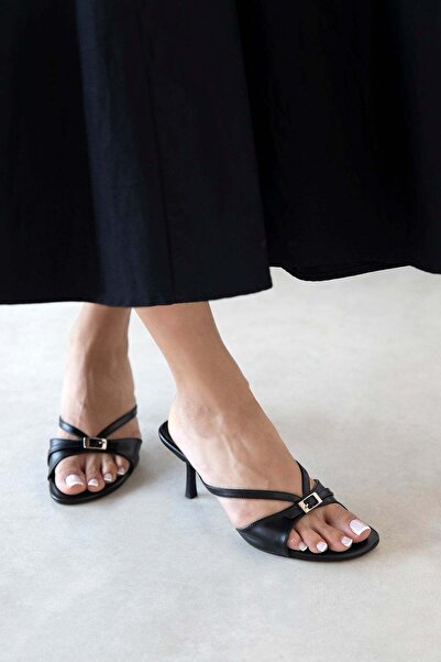 STRASWANS Centro Women's Heeled Leather Sandals Black