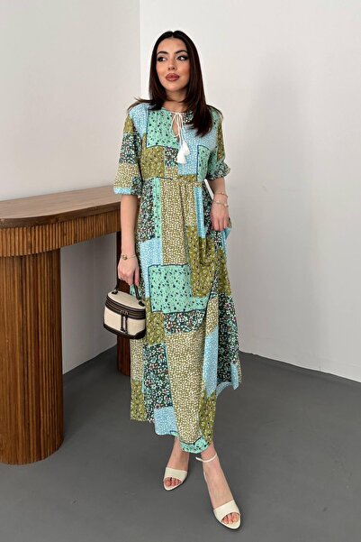 Moda Days فستان ماكسي نسائي أخضر اللون بتصميم مرقع وطبعة زهور وياقة مربوطة عن...