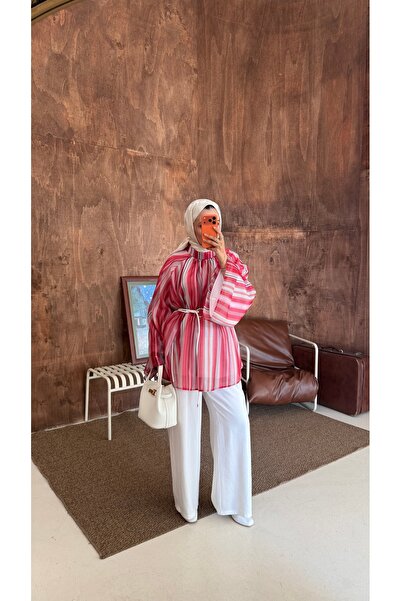 ensade Hijab tunika sa pastelnim prugama i sudarskim ovratnikom, velika ležer...