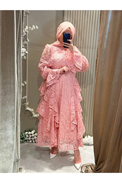Kadın Pembe Dantelli Fırfırlı Uzun Abiye Elbise / Özel Gün Elbisesi