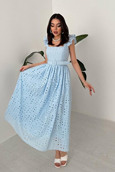 Clothes Fast فستان نسائي أزرق مطرز بياقة مربعة وأكمام مكشكشة وحزام بطول متوسط