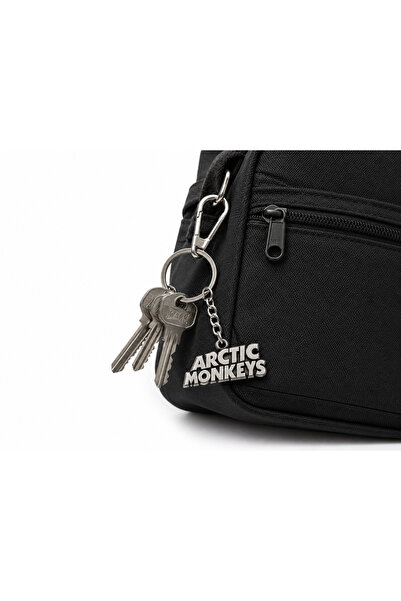 HER ŞEY NOTA www.herseynota.com Arctic Monkeys Metal Logo Keychain – Exclusiv...