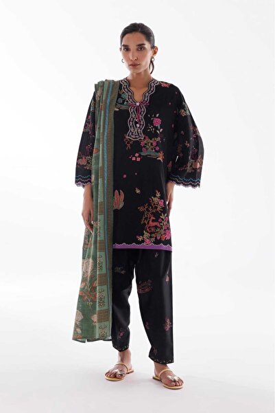 Bazm-A Fashion Atelier Relax Black Kurti-Salwar-Stole 3 pcs Set