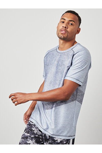 Styli Textured Colorblock Activewear Slim Fit T-shirt