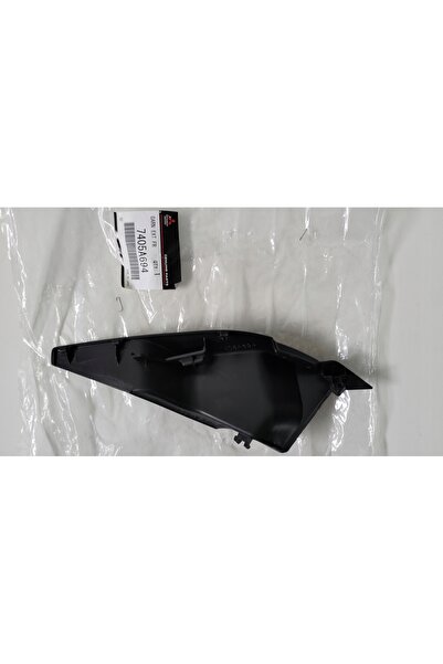 NO BRAND MITSUBISHI ECLIPSE CROSS CAPAC COLȚ ORNAMENT UȘĂ DREAPTA 17 -