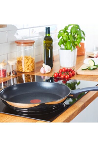 TEFAL Tigaie tradițională antiaderentă Daily Cook de 20 cm