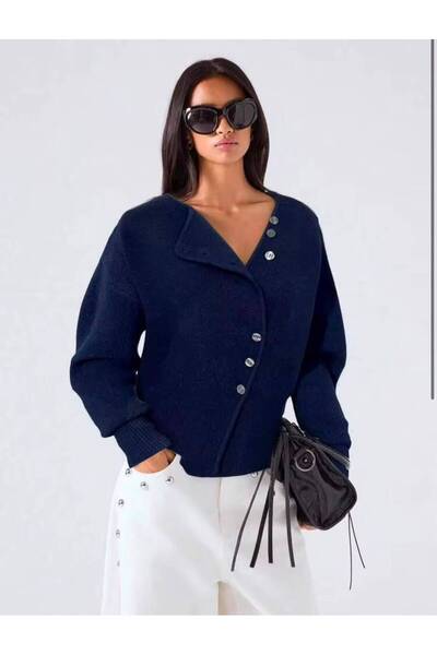 banessa Cross Button Detailed Off-Shoulder Knitwear Oversized Women's Cardigan