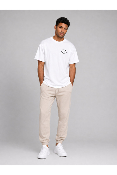 NEVERMİND Sevgili Kombini Smiley Baskılı Çift Tişört Oversize Unisex %100 Pamuk 2'li Set Beyaz