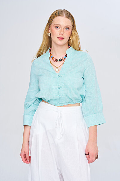Orfeo Negro Women's Chinese Collar Solid Color Crop Shirt