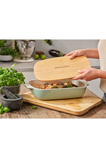 Kitchenaid tavă de copt cu capac din lemn universală 40x25cm