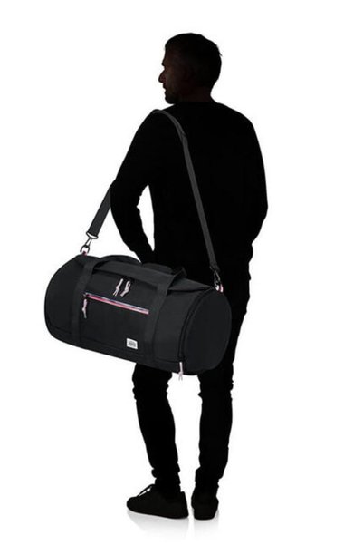 American Tourister Geantă de voiaj UpBeat Duffle 44l negru