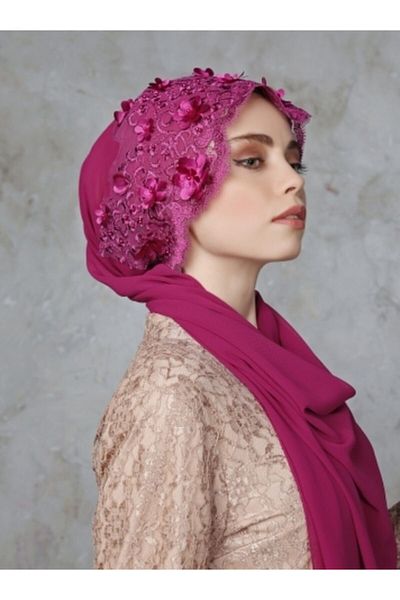 Differenza Three Dimensional Shawl \ Fuchsia