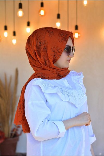 Veille شال برتقالي منقوش بالزهور