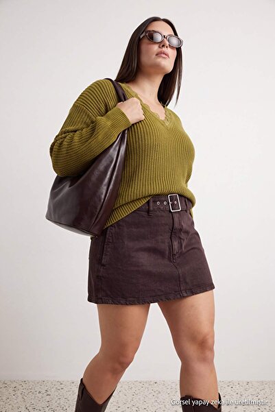 Trendyol Curve Oil Green Oversize Lace Detailed V-Neck Sweater Tbbaw27An00080