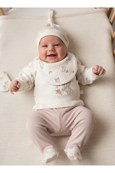 Organic 100% Cotton 5-Piece Newborn Baby First Day Combination – Breathable Soft Fabric (0-3 Months)