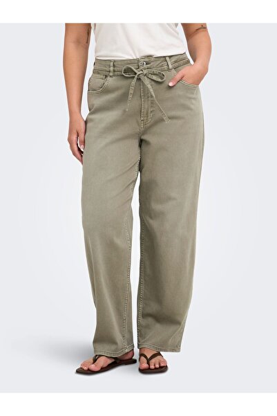 Only Carmakoma Straight-Fit jeans CARGIANNA Mittlere Taille Gerade geschnitte...