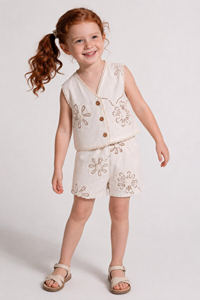 Serkon Girl's Beige Embroidery Detailed Linen Look Shorts Set – Buttoned Summ...