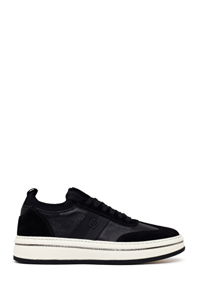 Derimod Erkek Siyah Bağcıklı Kalın Tabanlı Deri Sneaker 26SFD611414
