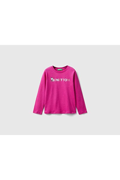 United Colors of Benetton تي شيرت بناتي بأكمام طويلة وطبعة لامعة