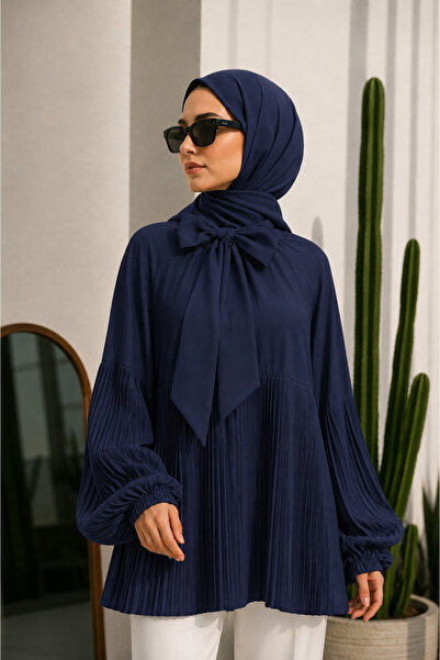 bellura Bağcıklı Kolları ve Eteği Pliseli Tunik