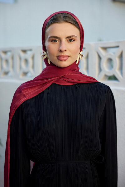 Birgül Bektaş Claret Red Janjan Shawl