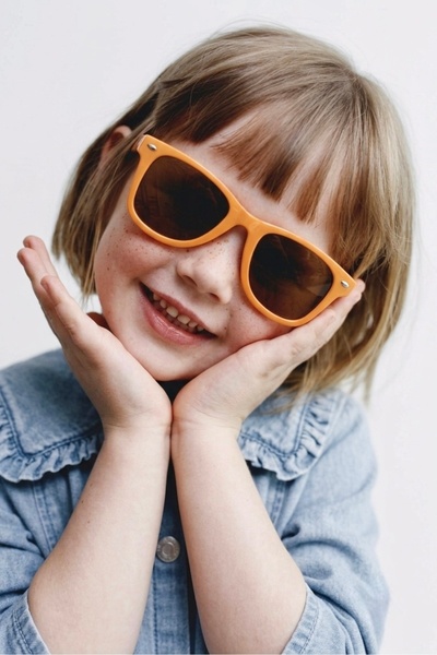 REN EYEWEAR نظارات ميني رين وايف للأطفال من 2-6 سنوات، مستقطبة بنسبة 100%، حم...