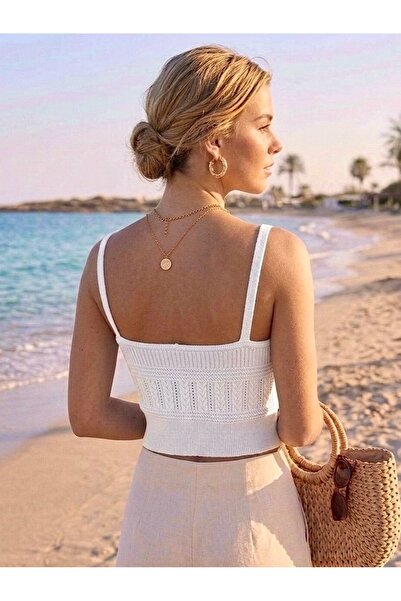 Kırçiçek Kadın V Yaka Ajurlu Saç Örgü Detaylı Crop Bluz
