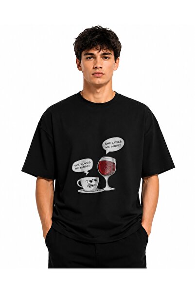 Inscriptie Unisex Premium Cotton Casual T-Shirt "She loves me more"
