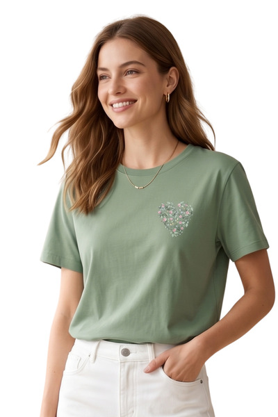 DK DAKSEL Minimalist Çiçekli Kalp Baskılı Göğüs Detaylı Oversize Regular Fit ...