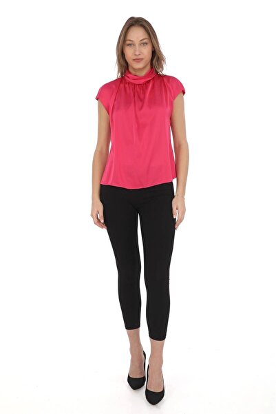 lodmela Yaka Drape Detaylı Saten Bluz 01-Fuşya
