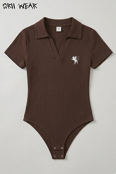 GRİİ WEAR Κορμάκι με λαιμόκοψη πόλο, λεπτομέρεια κεντήματος, ριμπ ύφανση, λύκ...