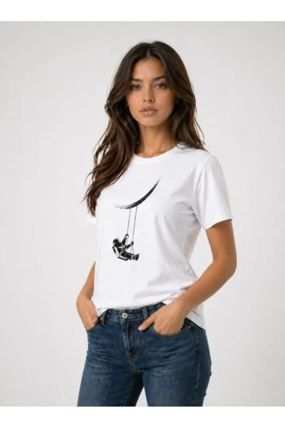 DRESSIFY WOMEN’S FASHION Μπλουζάκι με θέμα τον Αστροναύτη και τον Σελήνη, κον...